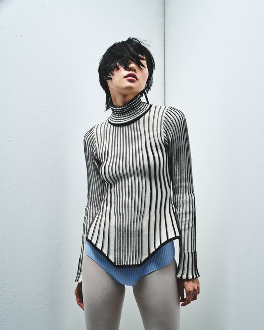 Reversible Saturn Knit