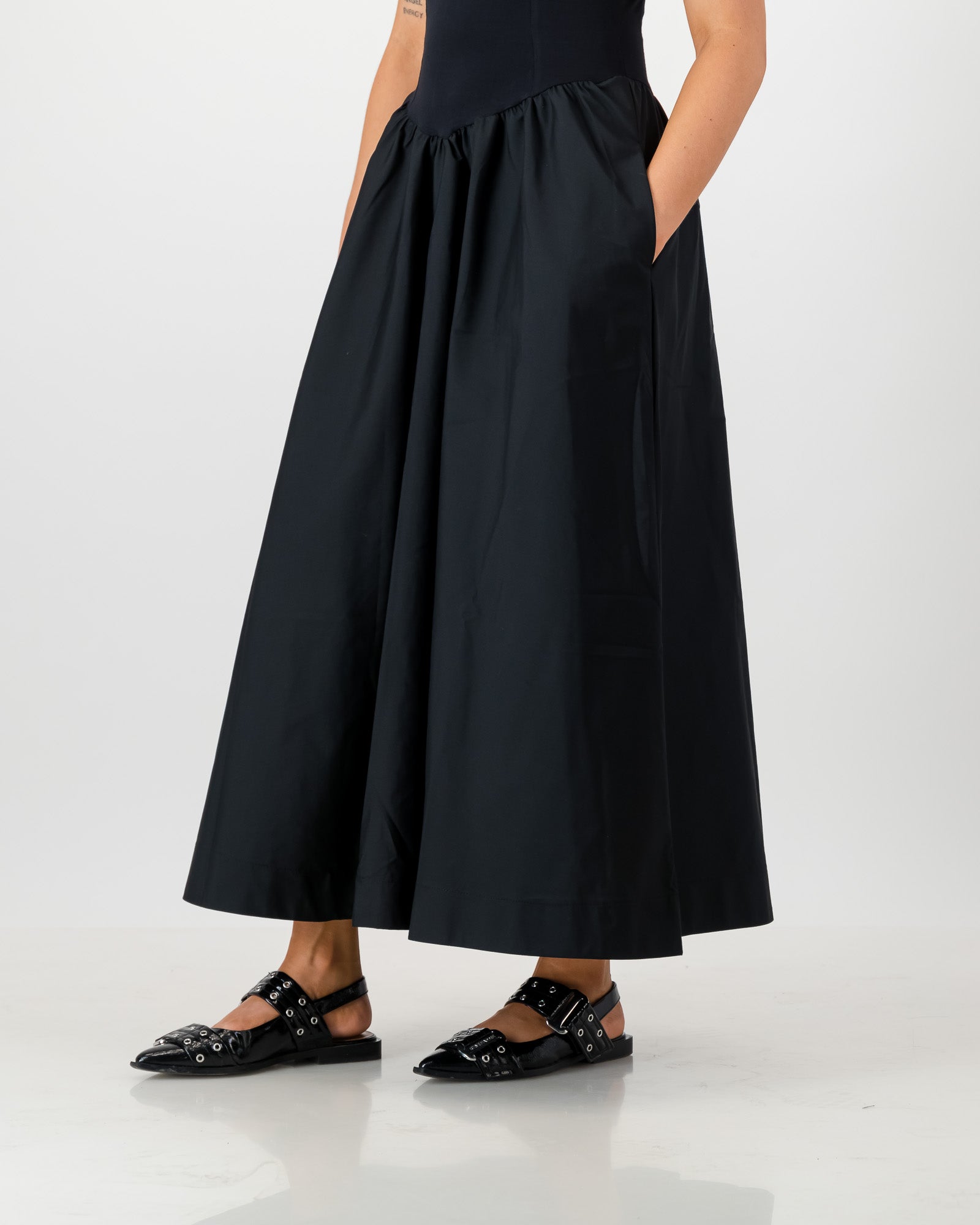 Contour Tee Dress - Black