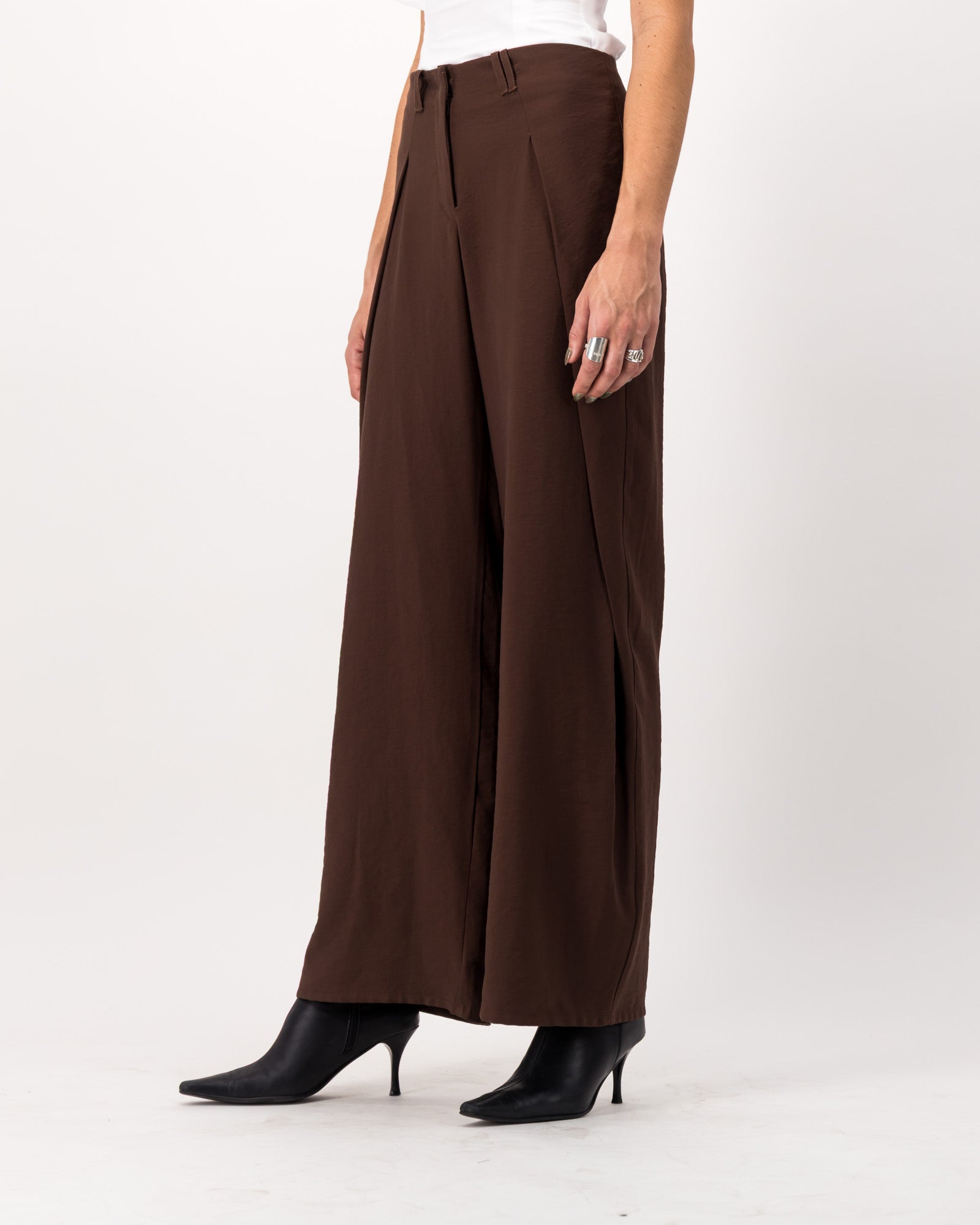 Arc Trousers - Chocolate