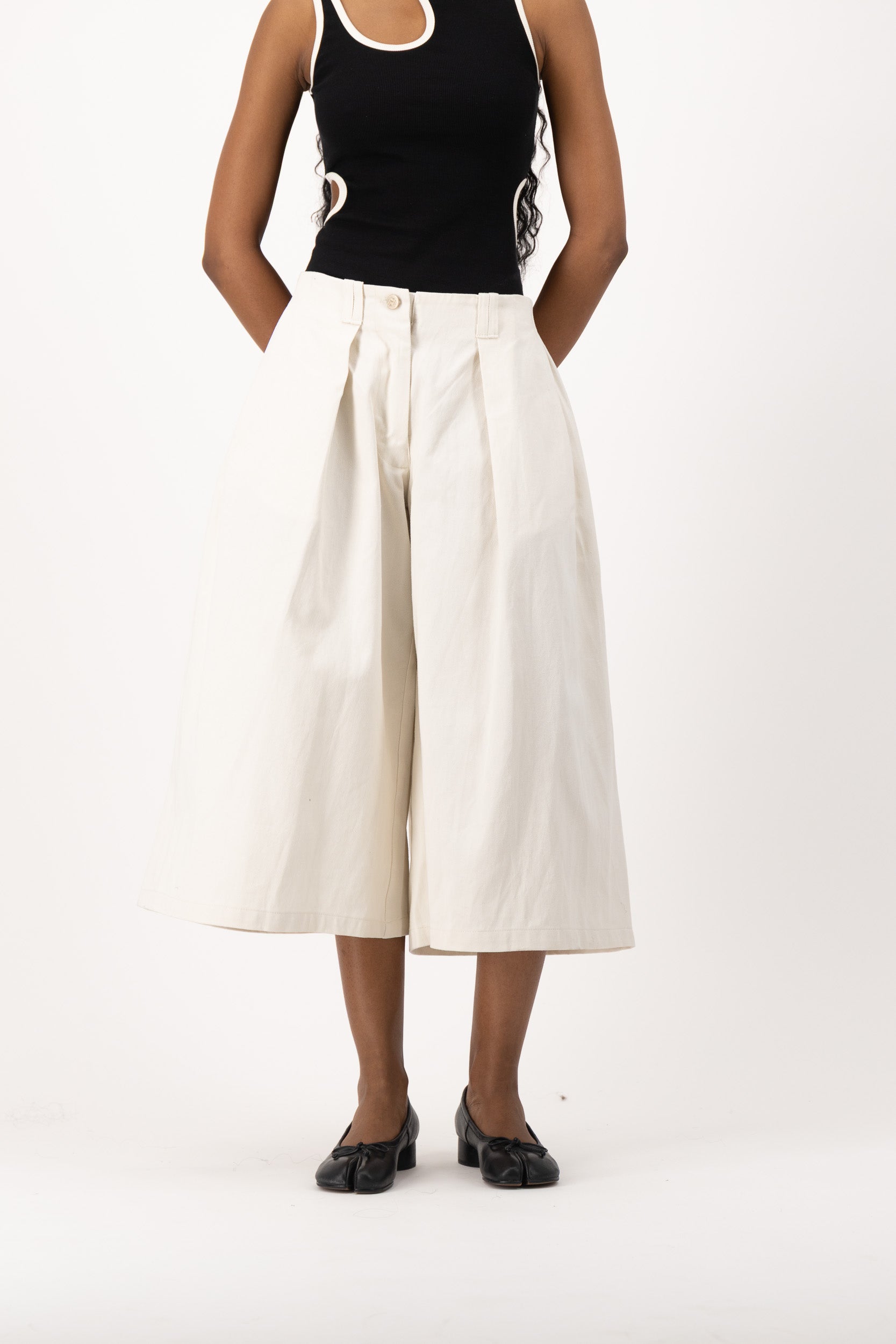 Ora Shorts - Cream