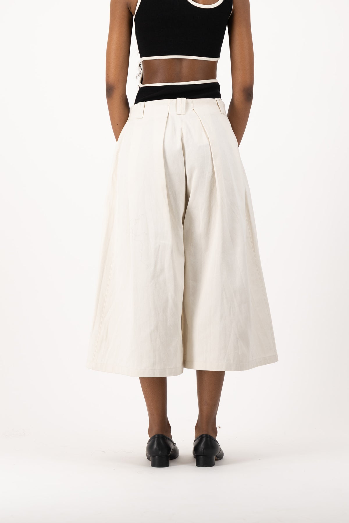 Ora Shorts - Cream